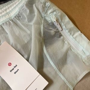 - Lululemon Step Out High-Rise Short 3"